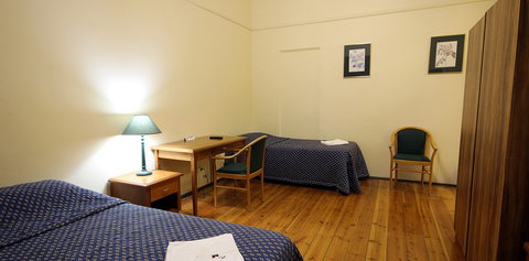 Fed On Semaphore - Surfers Paradise Gold Coast 4