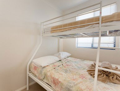 Sunset Beach Holiday Park - Surfers Paradise Gold Coast 3