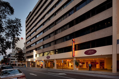 Kings Perth Hotel - Surfers Paradise Gold Coast 0