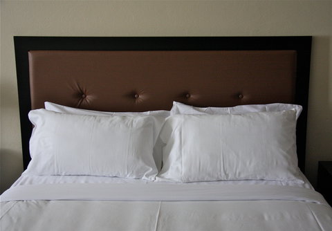 Kings Perth Hotel - Surfers Paradise Gold Coast 1