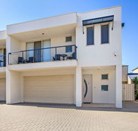 Century 21 SouthCoast The Residence - Surfers Paradise Gold Coast