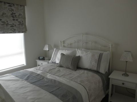 C&C's Bed And Breakfast - Surfers Paradise Gold Coast 4