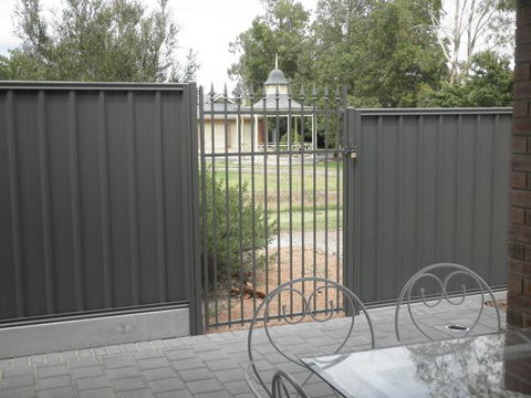 C&C's Bed And Breakfast - Surfers Paradise Gold Coast 10