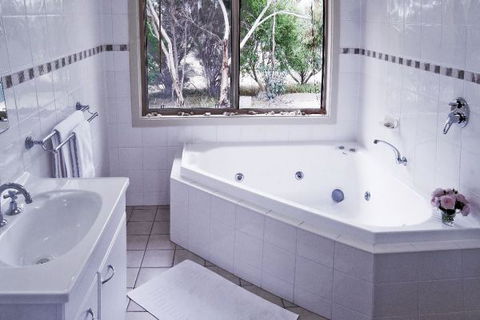 Allusion Cottages - Surfers Paradise Gold Coast 3