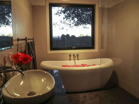 Ballachulish Farm Stay - Surfers Paradise Gold Coast 0