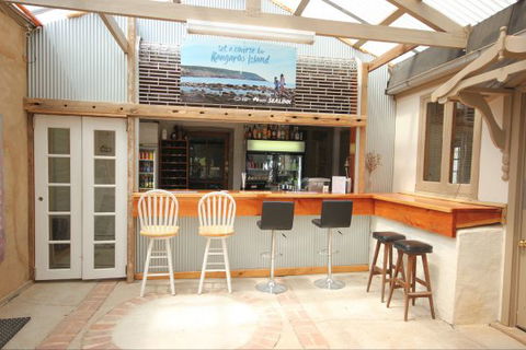 Cape Jervis Accommodation And Caravan Park - Surfers Paradise Gold Coast 7