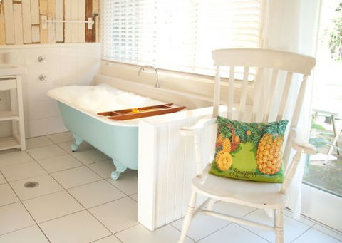 Huskisson Bed And Breakfast: Jervis Bay - Surfers Paradise Gold Coast 2