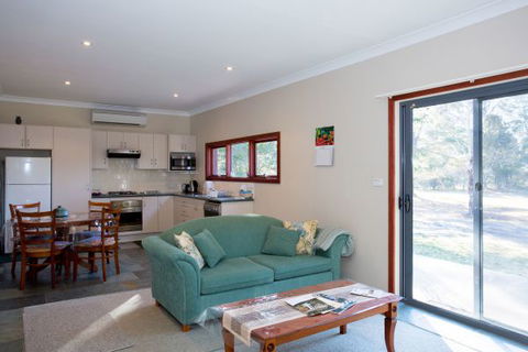 Karibee Park - Surfers Paradise Gold Coast 0