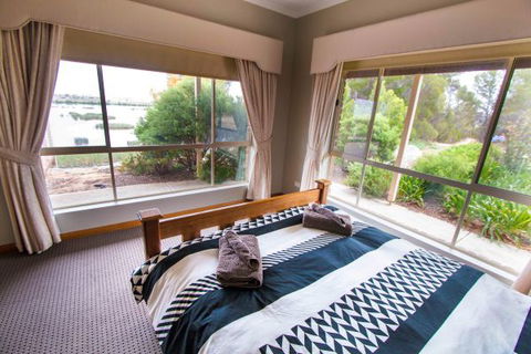 Limestone Ridge - Holiday House - Surfers Paradise Gold Coast 4