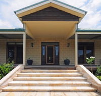Reign Manor and Coach House - Surfers Paradise Gold Coast