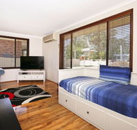 Sandy Toes Beach House - Surfers Paradise Gold Coast