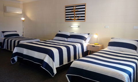 Sail Inn - Yeppoon - Surfers Paradise Gold Coast 2