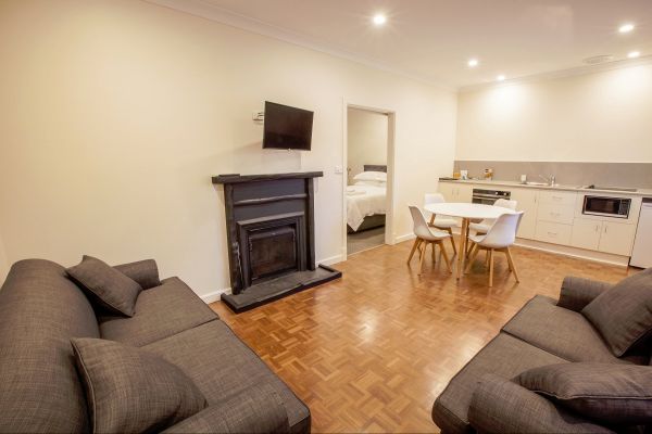 Benbournie SA Surfers Paradise Gold Coast