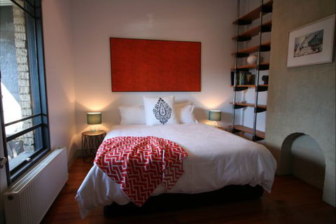 Two Five Zero / Richmond - Surfers Paradise Gold Coast 2