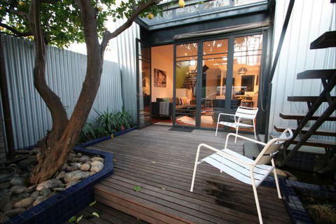 Two Five Zero / Richmond - Surfers Paradise Gold Coast 8
