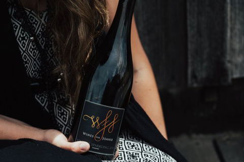 Wines For Joanie Cottage - Surfers Paradise Gold Coast 9