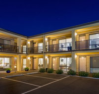 The Bay Motel - Safety Beach - Surfers Paradise Gold Coast