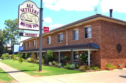 All Settlers Motor Inn - Surfers Paradise Gold Coast 0
