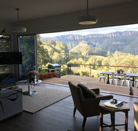 Amaroo Valley Springs - Surfers Paradise Gold Coast