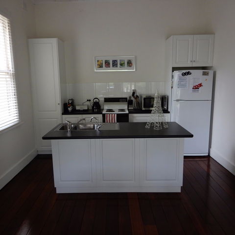 Dot's House - Surfers Paradise Gold Coast 2