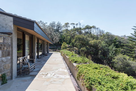 Gordon's Bay Retreat - Surfers Paradise Gold Coast 2