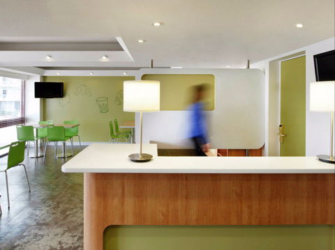 Ibis Budget Newcastle - Surfers Paradise Gold Coast 0