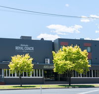 Adelaide Royal Coach - Surfers Paradise Gold Coast