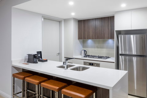 Meriton Suites Southport - Surfers Paradise Gold Coast 3