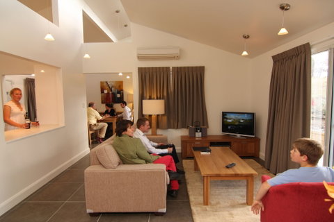 Moore Park Apartments - Surfers Paradise Gold Coast 0