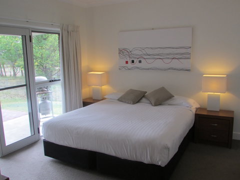 Moore Park Apartments - Surfers Paradise Gold Coast 2