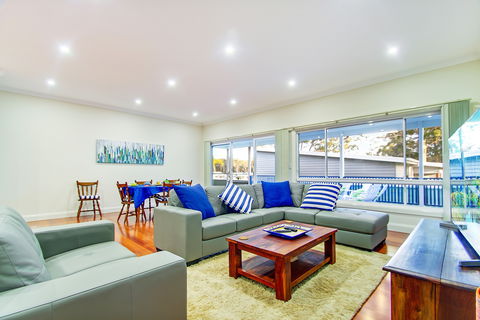 PJ's Hideaway - Surfers Paradise Gold Coast 1