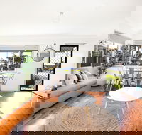 Sun Shack at  Culburra - Surfers Paradise Gold Coast