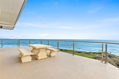 104 Gold Coast Drive, Carrickalinga - Surfers Paradise Gold Coast 0