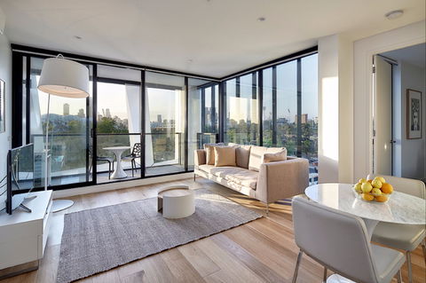 381 Cremorne - Surfers Paradise Gold Coast 0