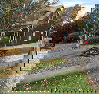 Arcadia Cottages at Cambewarra - Surfers Paradise Gold Coast
