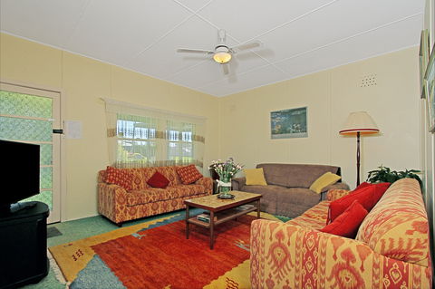 Beach And Lake Getaway - Surfers Paradise Gold Coast 1