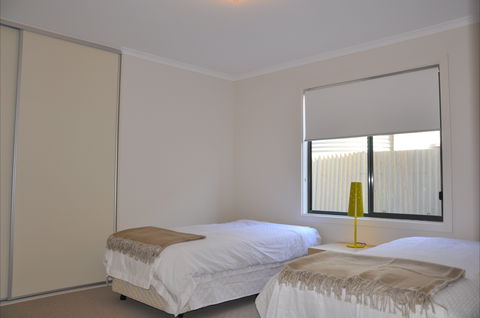 Century 21 SouthCoast: Bayside Aldinga Beach - Surfers Paradise Gold Coast 5