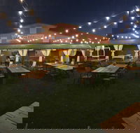 Clydesdale Motel and Steakhouse - Surfers Paradise Gold Coast