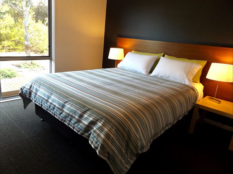 Coorong Waterfront Retreat - Surfers Paradise Gold Coast 2