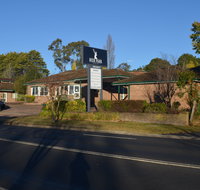 Deer Park Motor Inn Armidale - Surfers Paradise Gold Coast