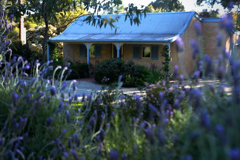 Donnybrook Cottage - Clare - Surfers Paradise Gold Coast 0