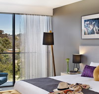 East Hotel  Apartments - Surfers Paradise Gold Coast