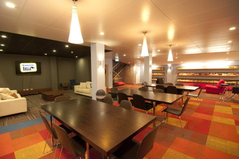 Kangaroo Inn - Surfers Paradise Gold Coast 0