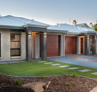 Renmark River Villas - Surfers Paradise Gold Coast