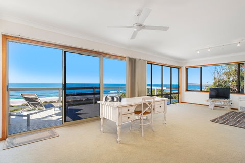Seascape At Pindari - Surfers Paradise Gold Coast 1