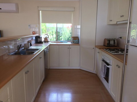 The Shack@Normanville - Surfers Paradise Gold Coast 3