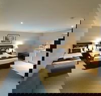 Wattle Grove Motel - Surfers Paradise Gold Coast