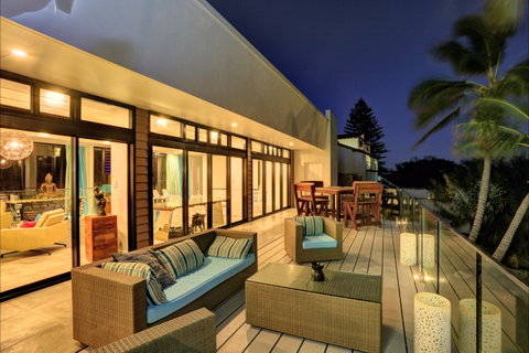 ZEN Beach Retreat - Surfers Paradise Gold Coast 5