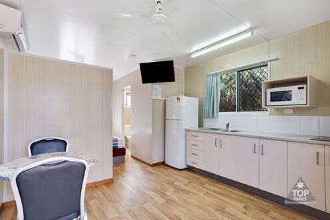 Coral Coast Tourist Park Townsville - Surfers Paradise Gold Coast 2