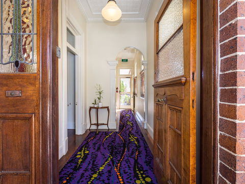 Cumquat House - Surfers Paradise Gold Coast 1